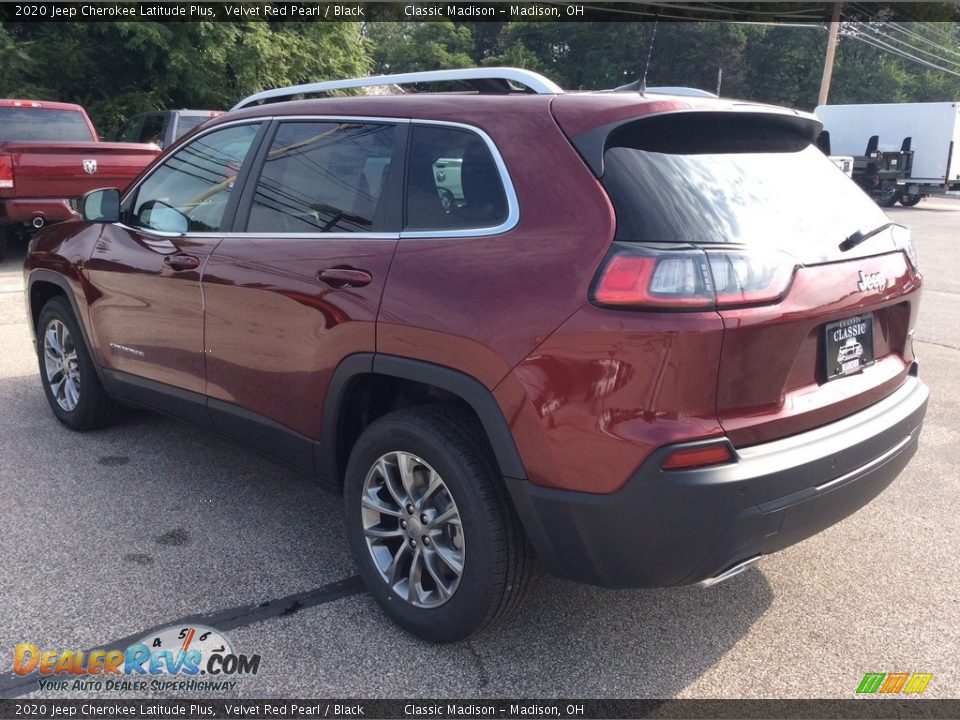 2020 Jeep Cherokee Latitude Plus Velvet Red Pearl / Black Photo #7