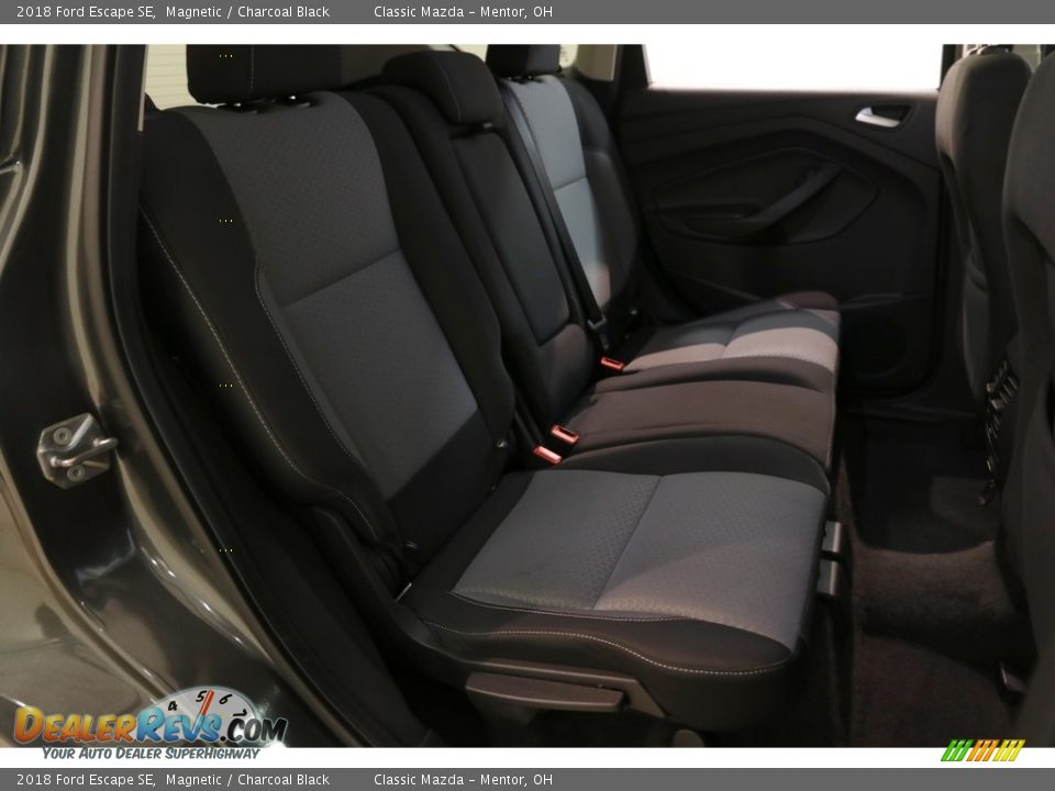 2018 Ford Escape SE Magnetic / Charcoal Black Photo #19