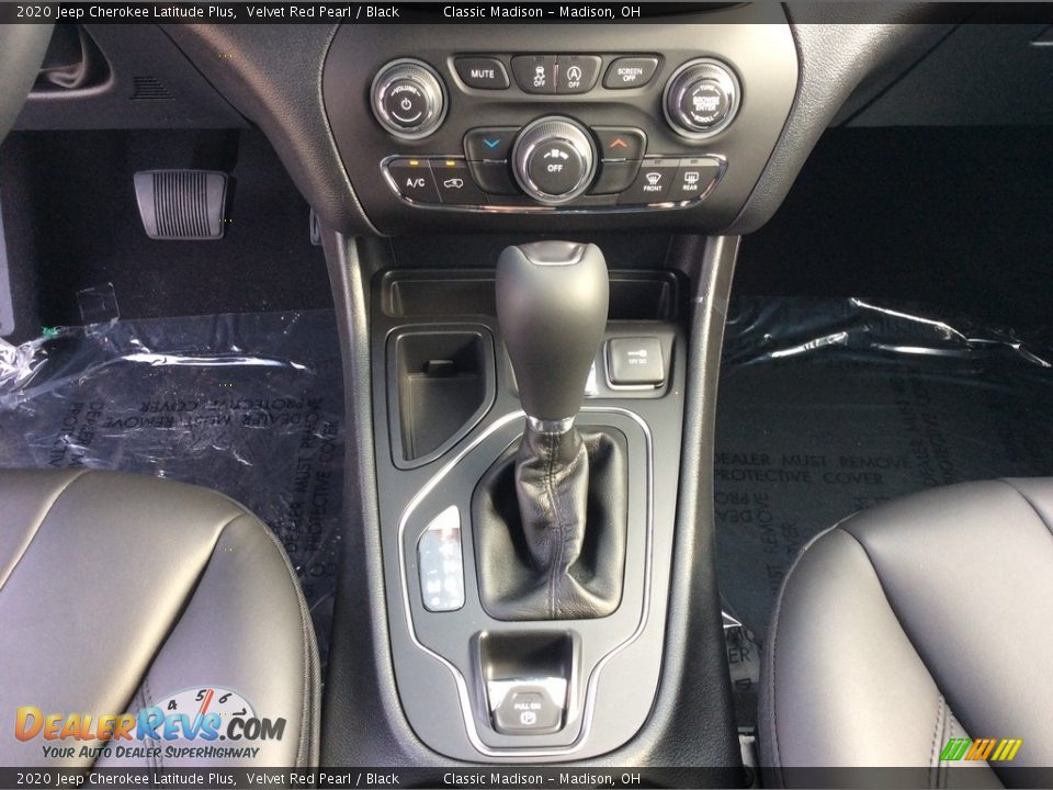 2020 Jeep Cherokee Latitude Plus Velvet Red Pearl / Black Photo #13