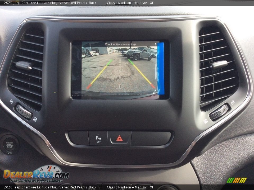 2020 Jeep Cherokee Latitude Plus Velvet Red Pearl / Black Photo #16
