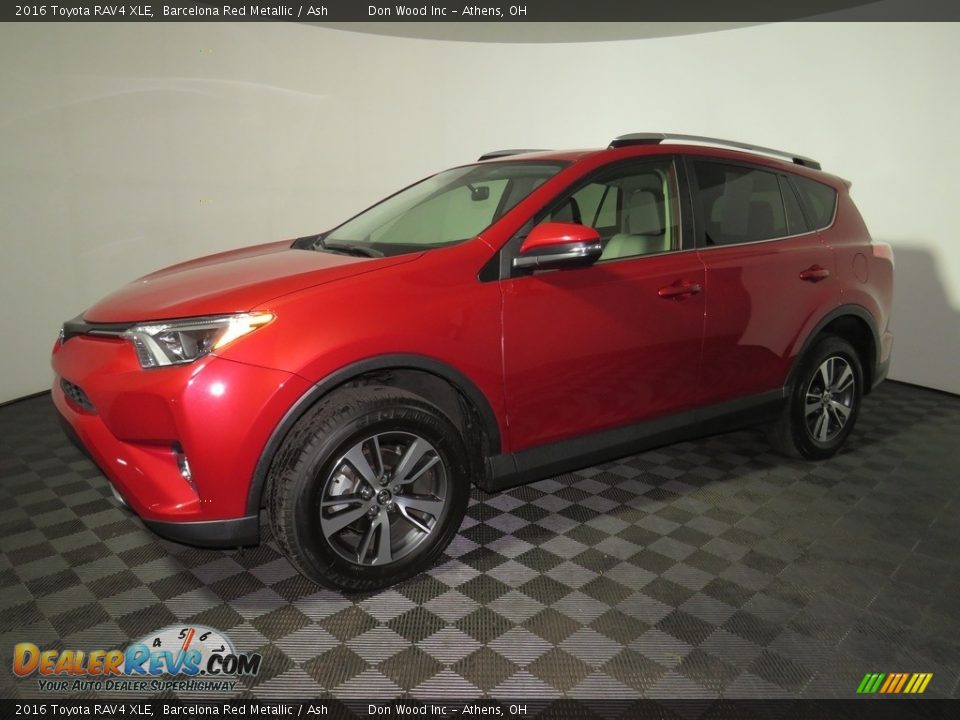 2016 Toyota RAV4 XLE Barcelona Red Metallic / Ash Photo #8