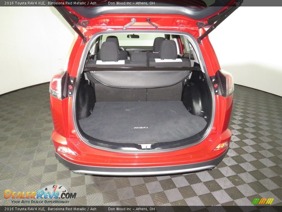 2016 Toyota RAV4 XLE Barcelona Red Metallic / Ash Photo #13