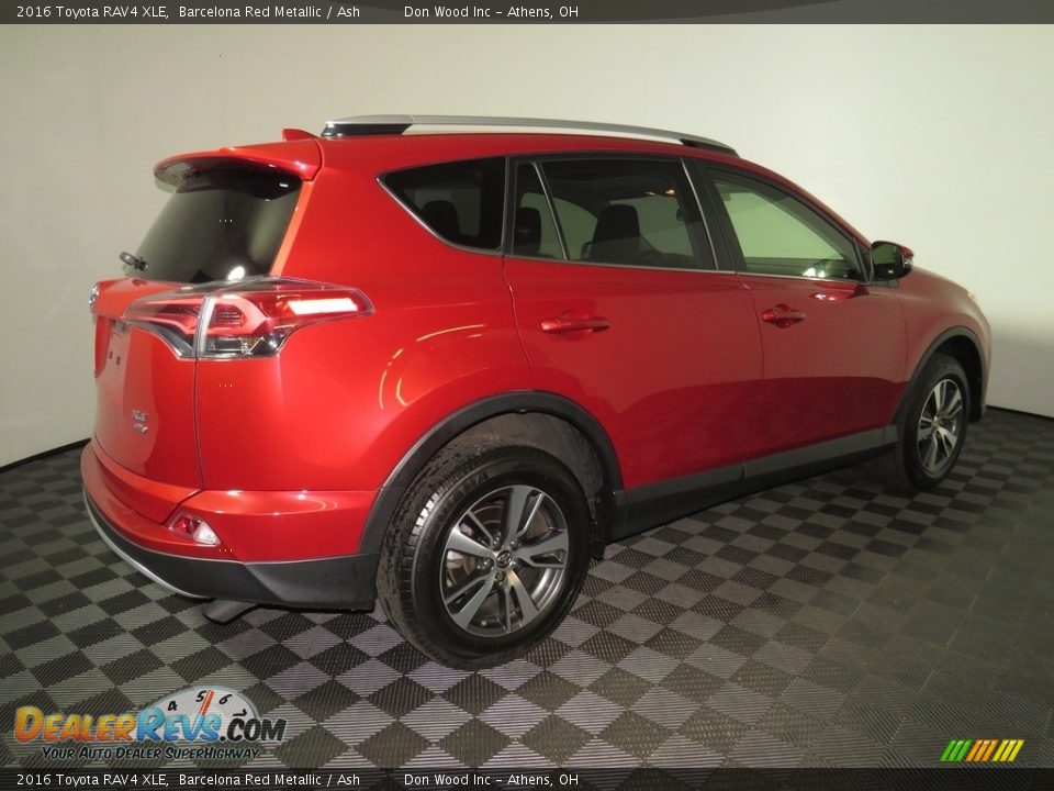 2016 Toyota RAV4 XLE Barcelona Red Metallic / Ash Photo #16