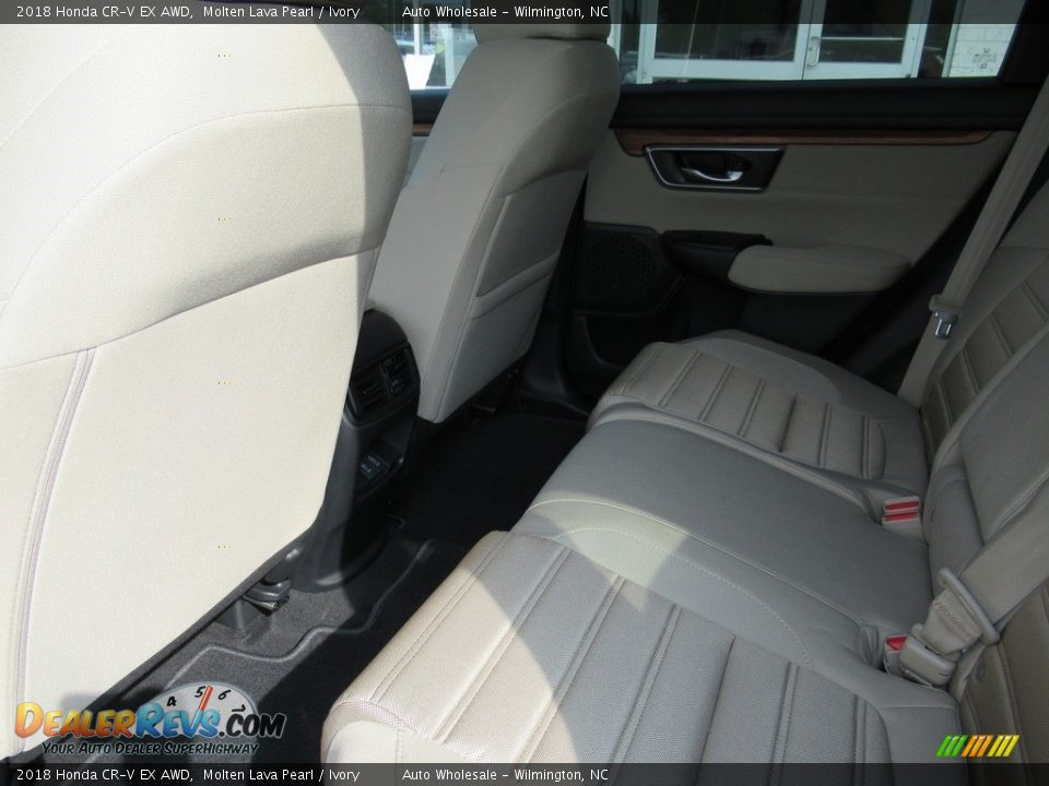 2018 Honda CR-V EX AWD Molten Lava Pearl / Ivory Photo #11