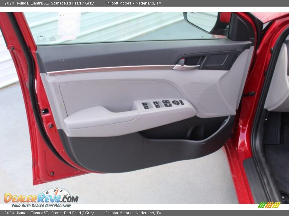 2020 Hyundai Elantra SE Scarlet Red Pearl / Gray Photo #9