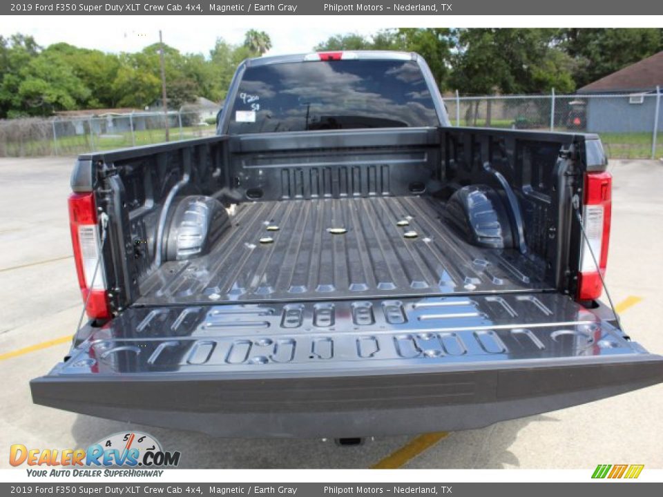 2019 Ford F350 Super Duty XLT Crew Cab 4x4 Magnetic / Earth Gray Photo #22