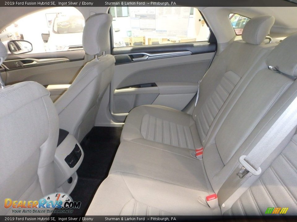 2019 Ford Fusion Hybrid SE Ingot Silver / Ebony Photo #8