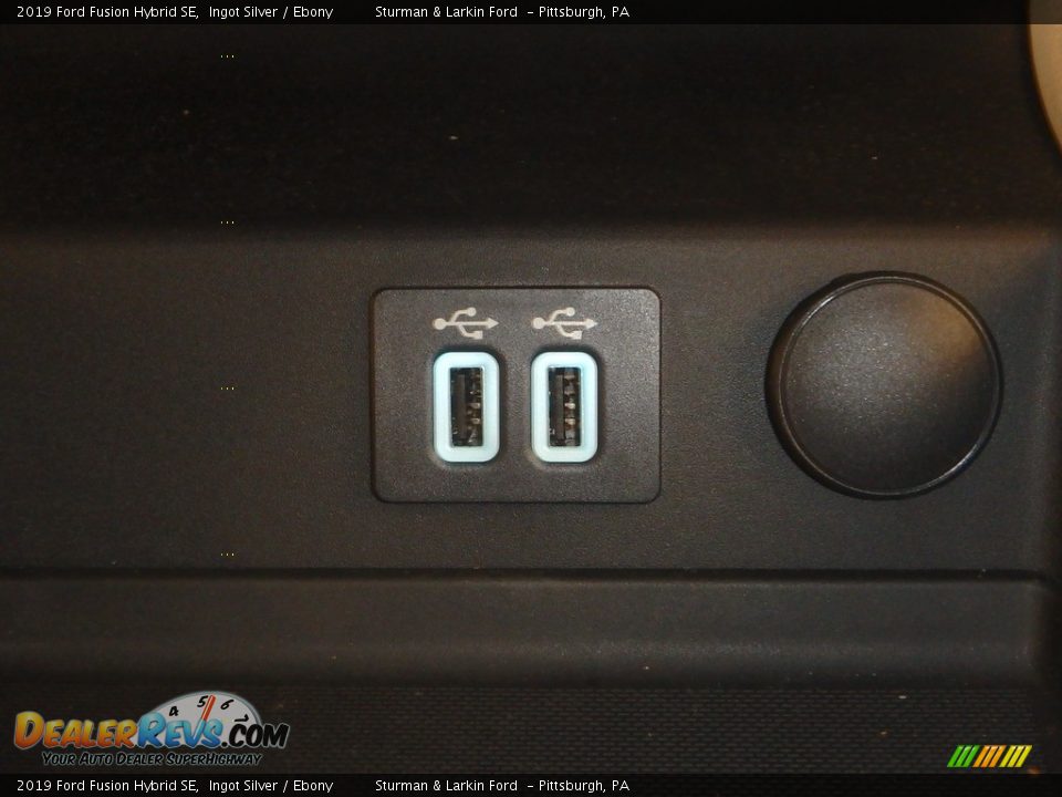 2019 Ford Fusion Hybrid SE Ingot Silver / Ebony Photo #15