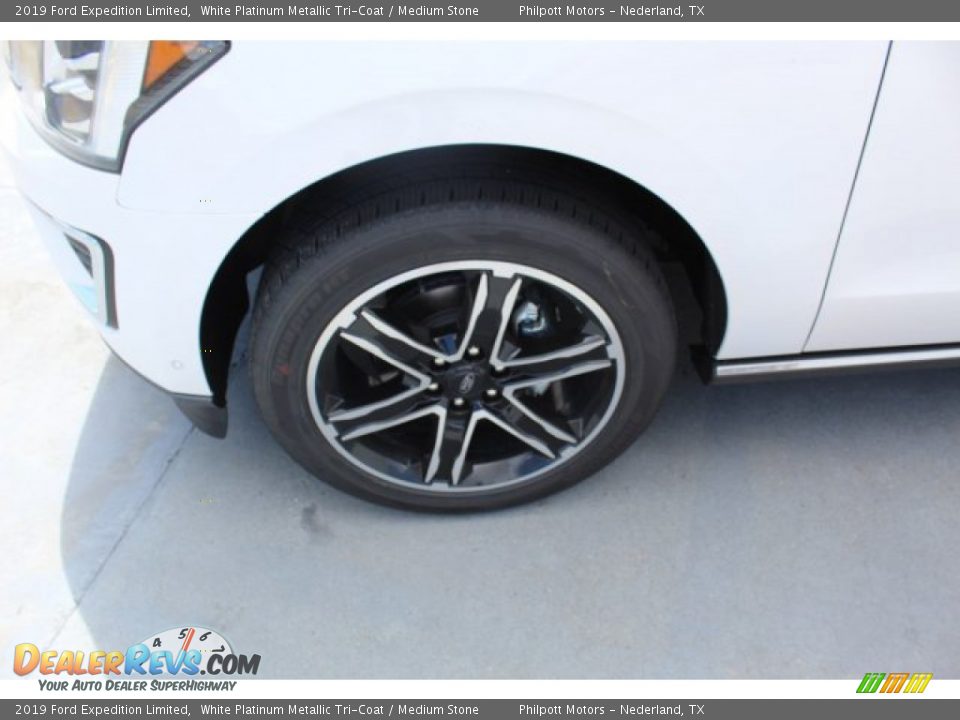 2019 Ford Expedition Limited White Platinum Metallic Tri-Coat / Medium Stone Photo #5