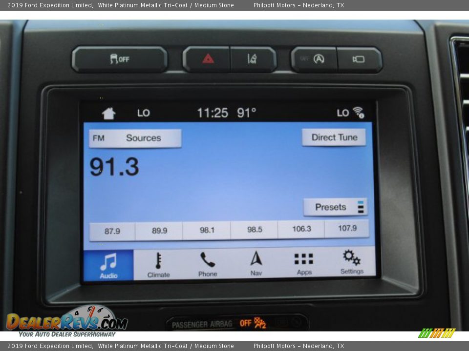 2019 Ford Expedition Limited White Platinum Metallic Tri-Coat / Medium Stone Photo #18