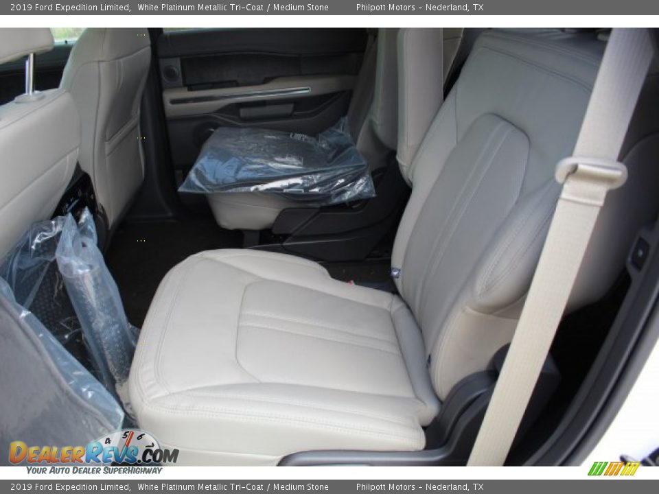 2019 Ford Expedition Limited White Platinum Metallic Tri-Coat / Medium Stone Photo #24