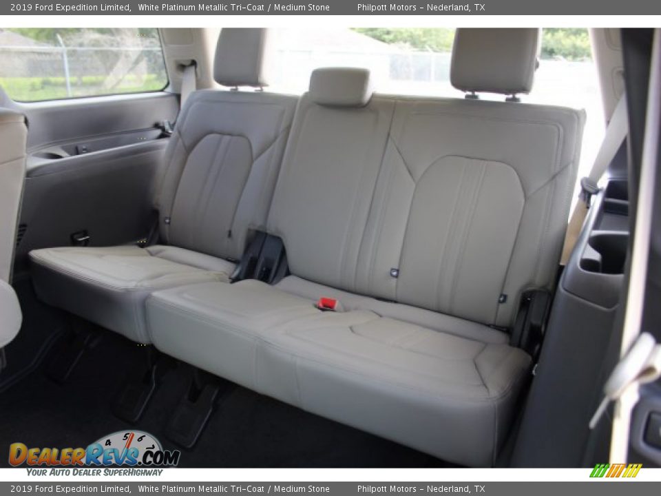 2019 Ford Expedition Limited White Platinum Metallic Tri-Coat / Medium Stone Photo #25