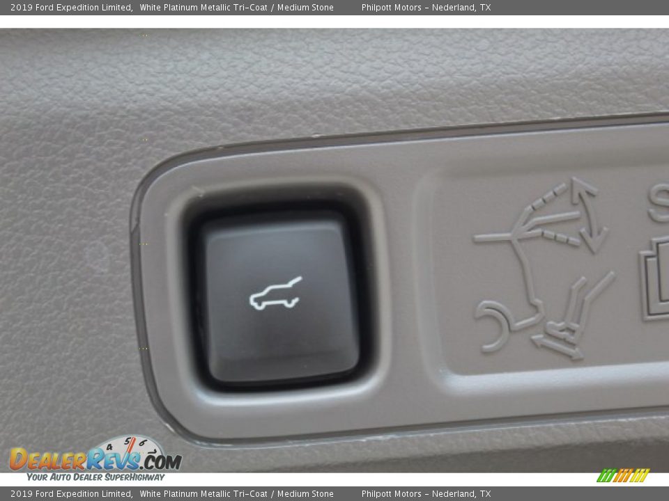 2019 Ford Expedition Limited White Platinum Metallic Tri-Coat / Medium Stone Photo #27