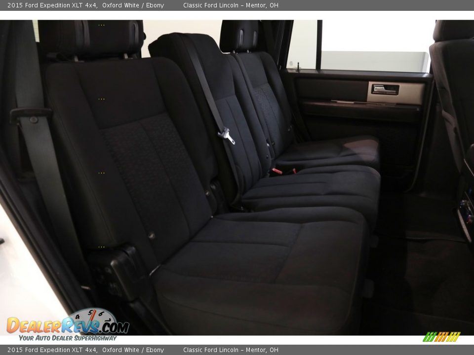 2015 Ford Expedition XLT 4x4 Oxford White / Ebony Photo #15