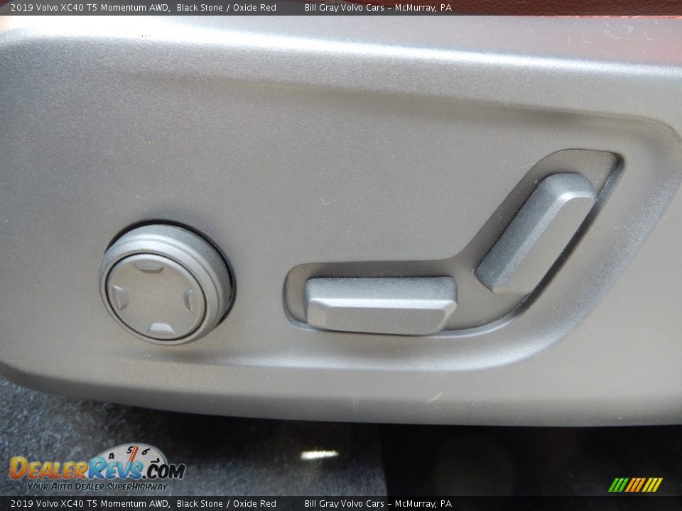 2019 Volvo XC40 T5 Momentum AWD Black Stone / Oxide Red Photo #16