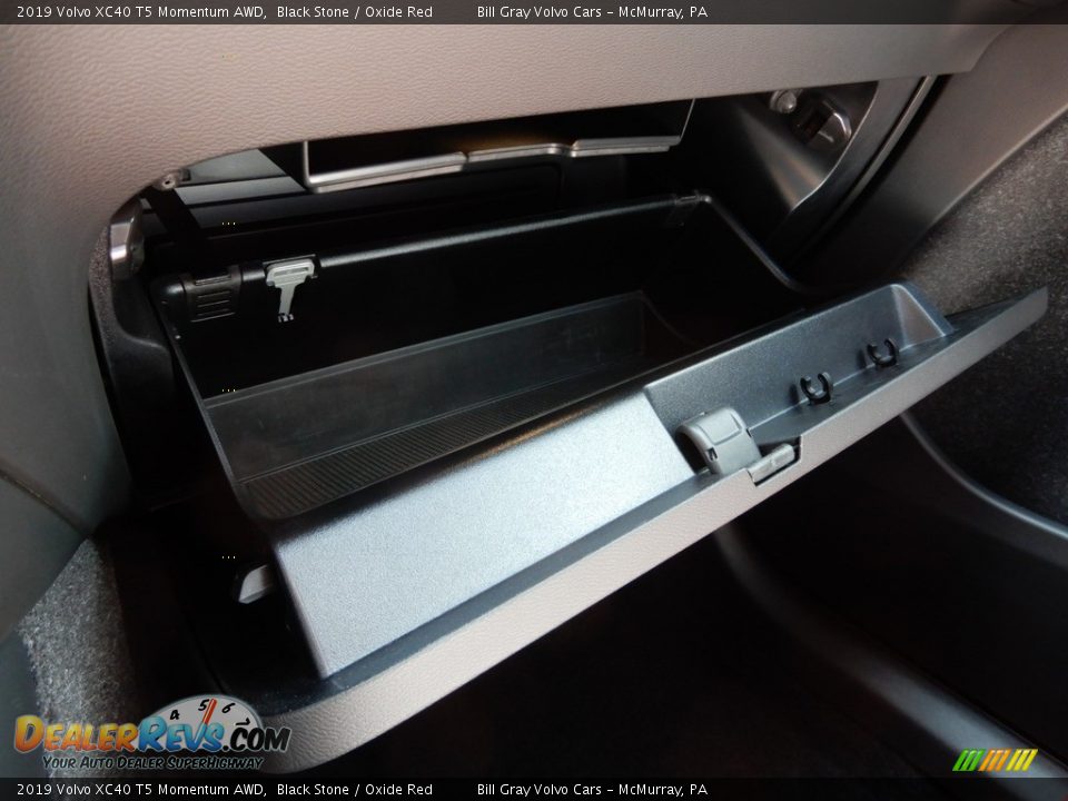 2019 Volvo XC40 T5 Momentum AWD Black Stone / Oxide Red Photo #21