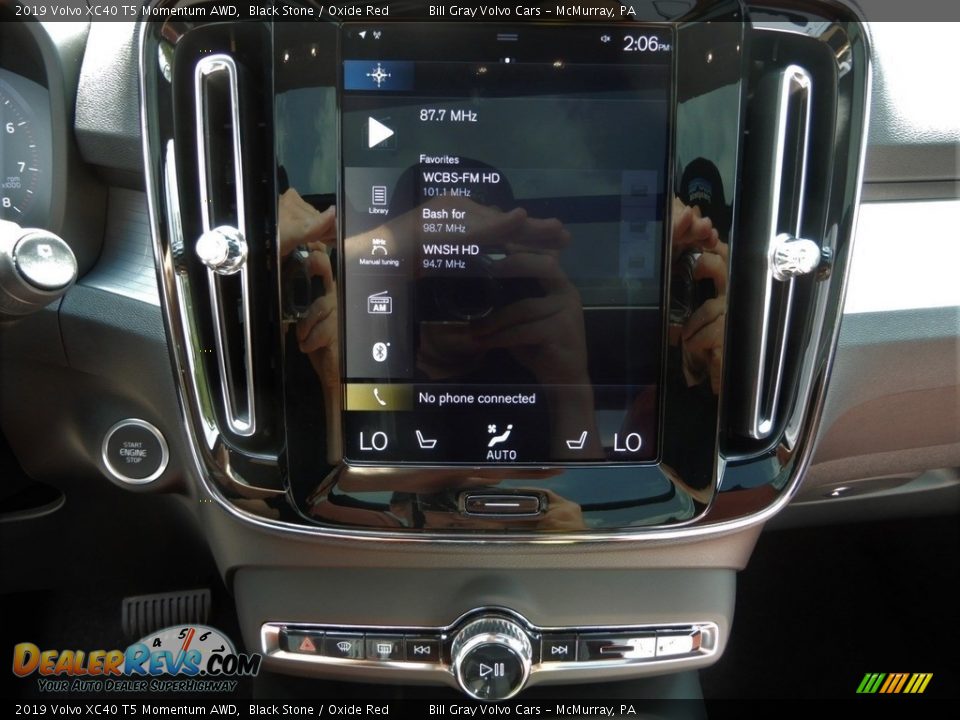 2019 Volvo XC40 T5 Momentum AWD Black Stone / Oxide Red Photo #24