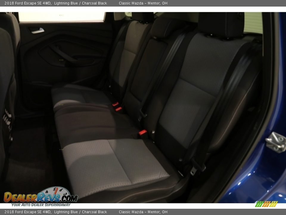 2018 Ford Escape SE 4WD Lightning Blue / Charcoal Black Photo #16