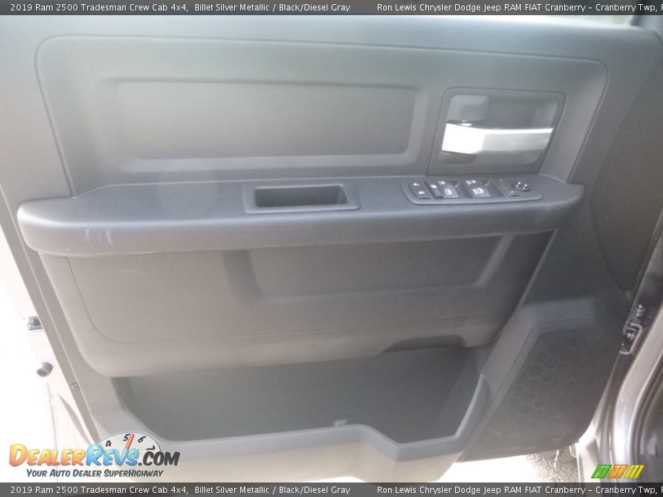 2019 Ram 2500 Tradesman Crew Cab 4x4 Billet Silver Metallic / Black/Diesel Gray Photo #14