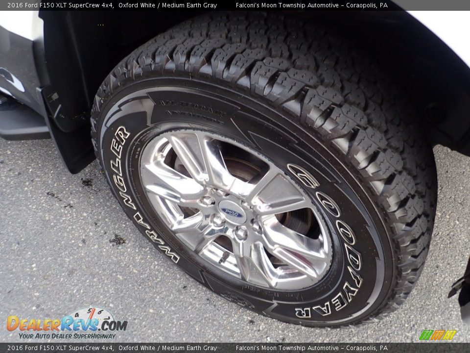 2016 Ford F150 XLT SuperCrew 4x4 Oxford White / Medium Earth Gray Photo #9