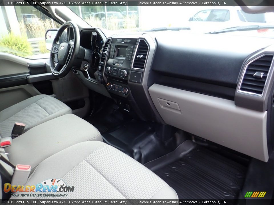 2016 Ford F150 XLT SuperCrew 4x4 Oxford White / Medium Earth Gray Photo #11