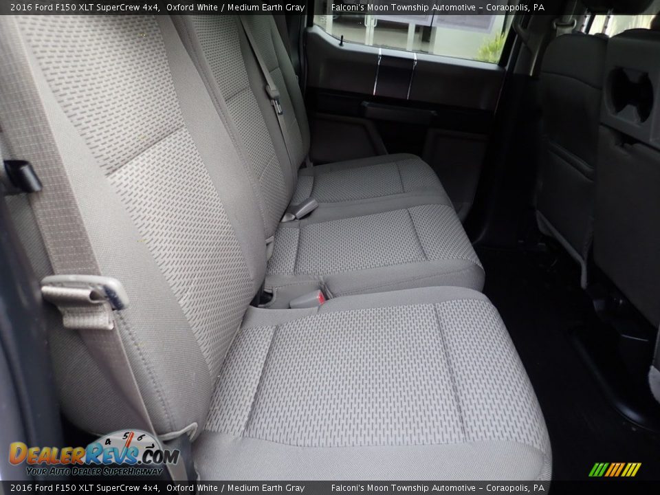2016 Ford F150 XLT SuperCrew 4x4 Oxford White / Medium Earth Gray Photo #13