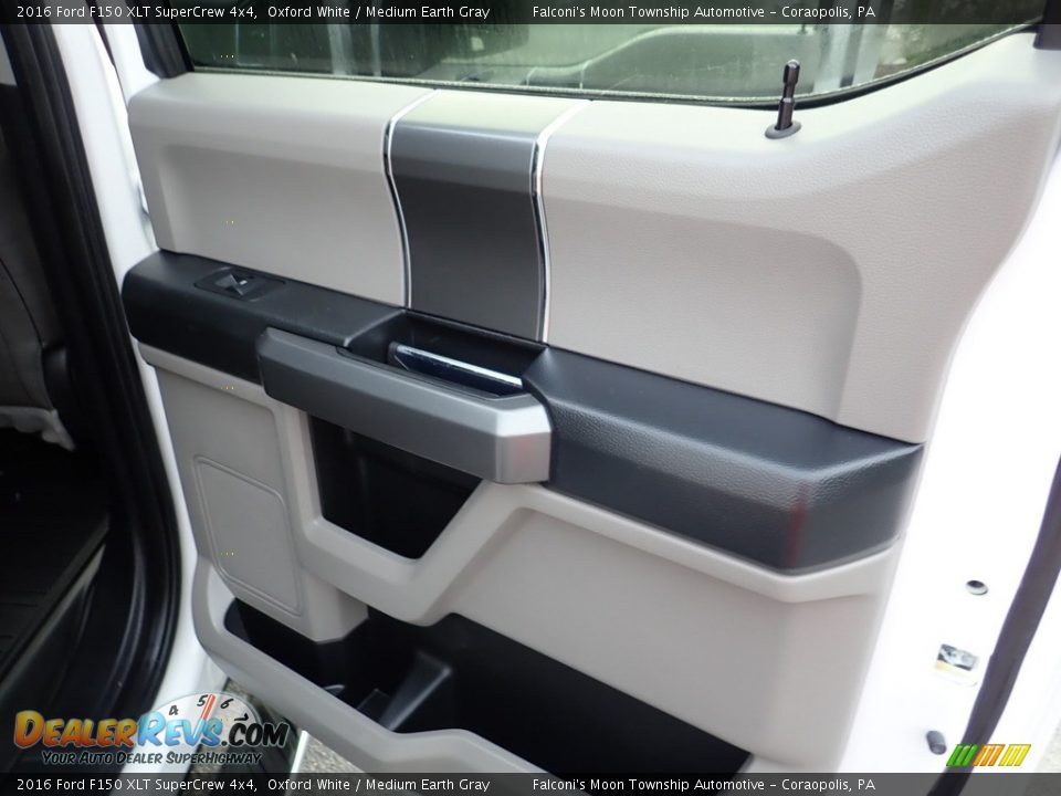 2016 Ford F150 XLT SuperCrew 4x4 Oxford White / Medium Earth Gray Photo #14