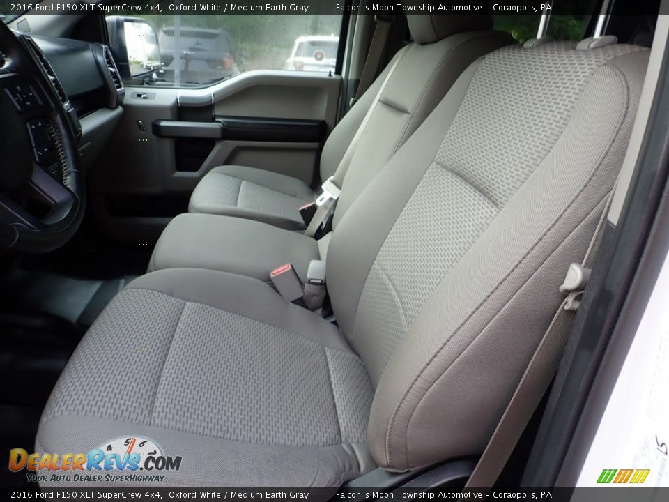 2016 Ford F150 XLT SuperCrew 4x4 Oxford White / Medium Earth Gray Photo #15
