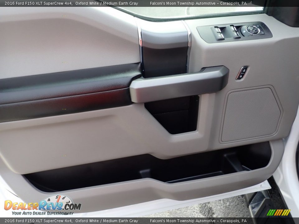 2016 Ford F150 XLT SuperCrew 4x4 Oxford White / Medium Earth Gray Photo #19