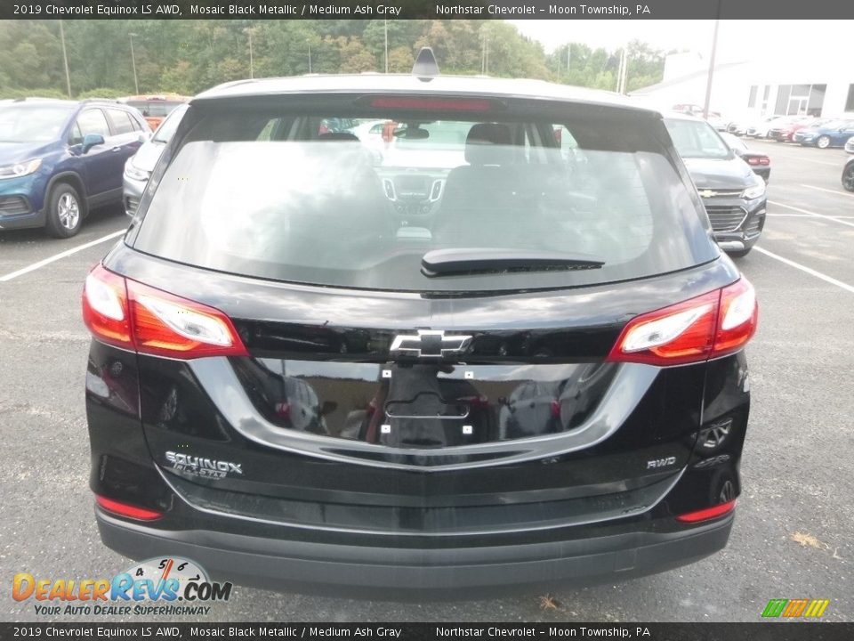 2019 Chevrolet Equinox LS AWD Mosaic Black Metallic / Medium Ash Gray Photo #4