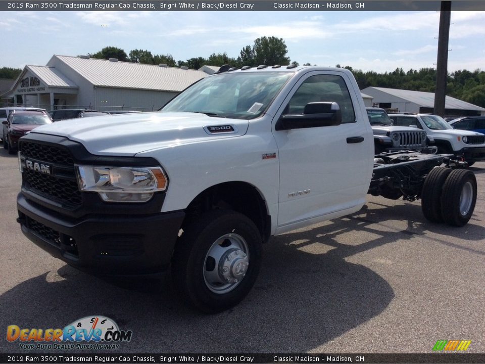 2019 Ram 3500 Tradesman Regular Cab Chassis Bright White / Black/Diesel Gray Photo #5