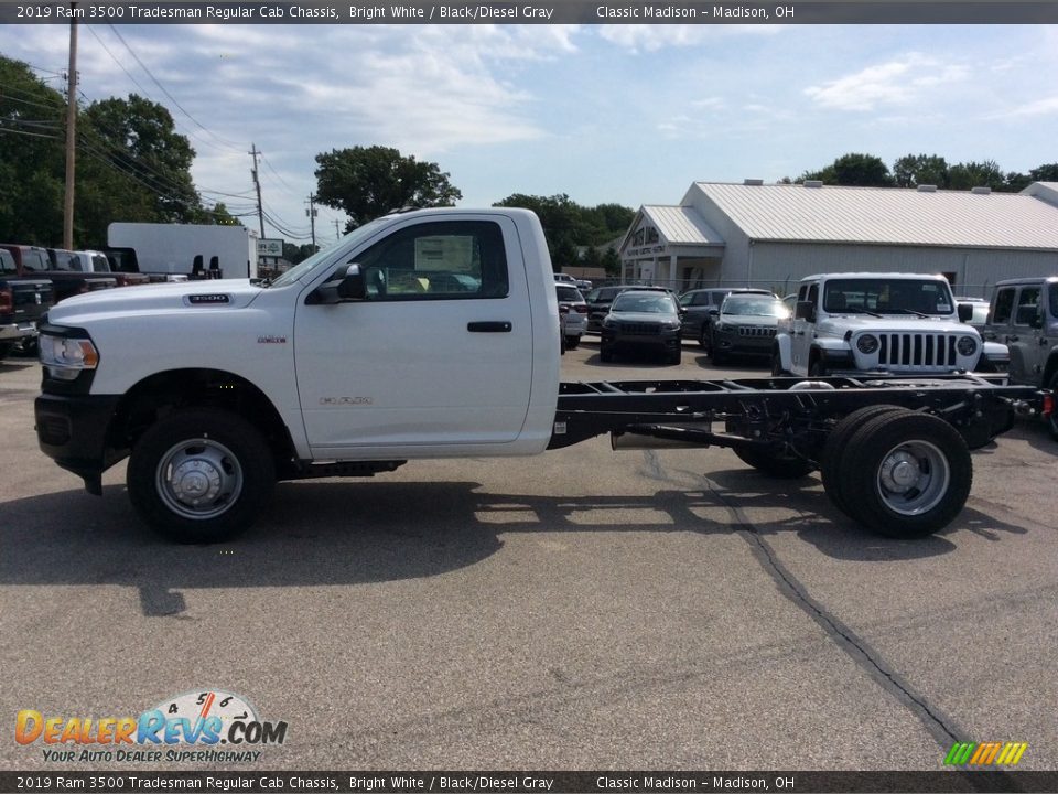 Bright White 2019 Ram 3500 Tradesman Regular Cab Chassis Photo #6