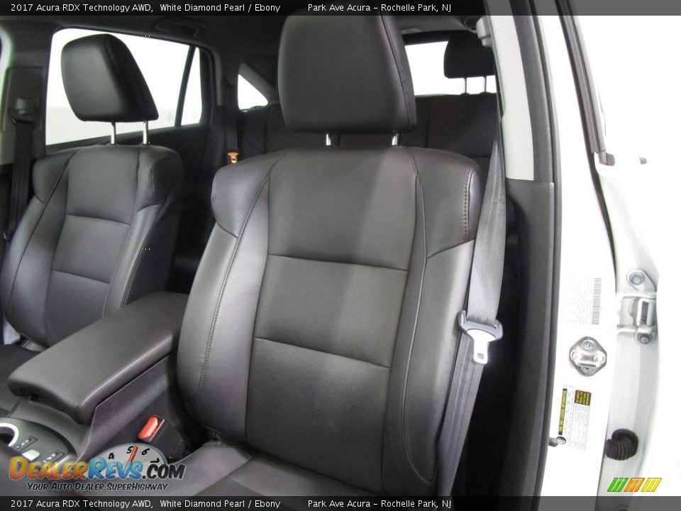 2017 Acura RDX Technology AWD White Diamond Pearl / Ebony Photo #9