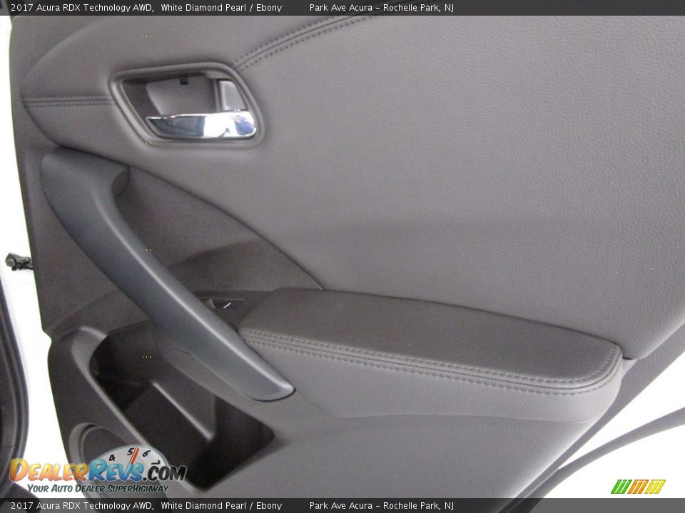 2017 Acura RDX Technology AWD White Diamond Pearl / Ebony Photo #17