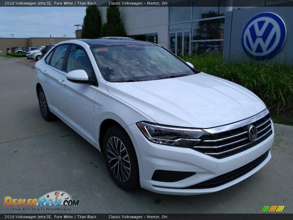 2019 Volkswagen Jetta SE Pure White / Titan Black Photo #1