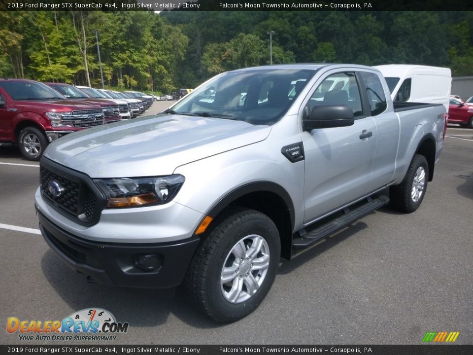 Front 3/4 View of 2019 Ford Ranger STX SuperCab 4x4 Photo #5