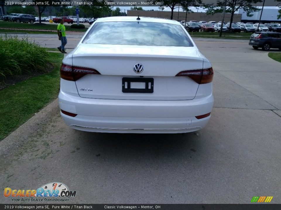 2019 Volkswagen Jetta SE Pure White / Titan Black Photo #5