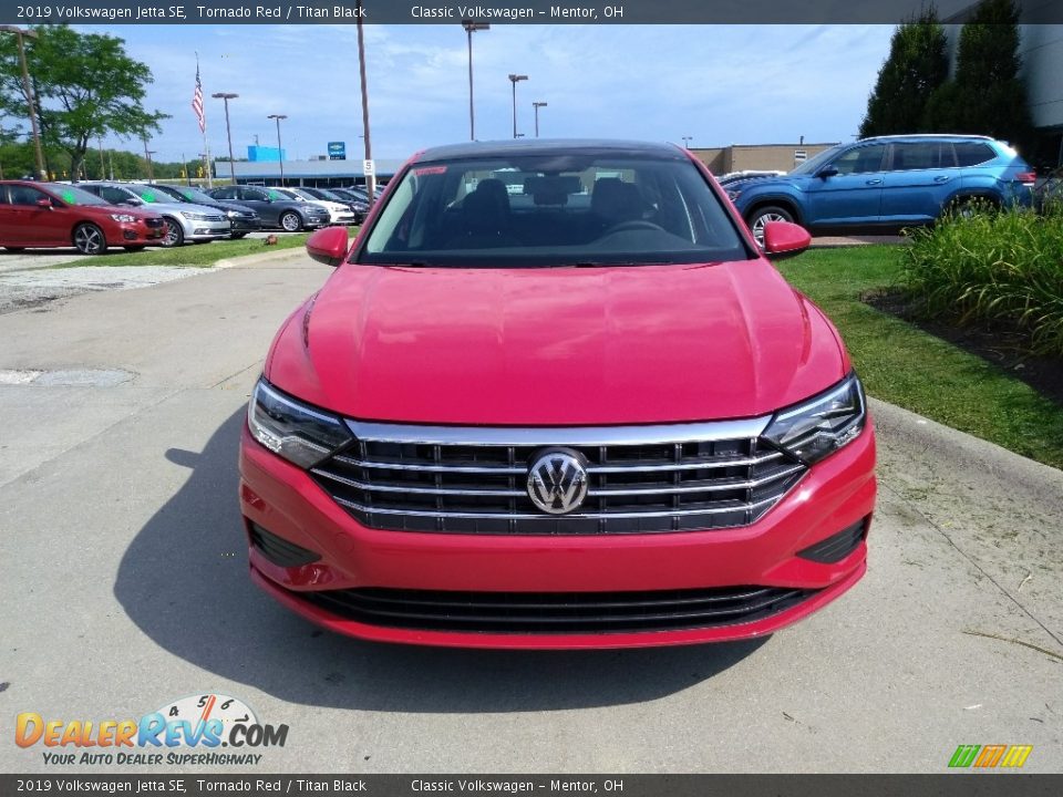 2019 Volkswagen Jetta SE Tornado Red / Titan Black Photo #2