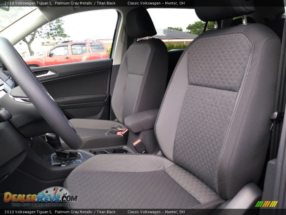 2019 Volkswagen Tiguan S Platinum Gray Metallic / Titan Black Photo #2