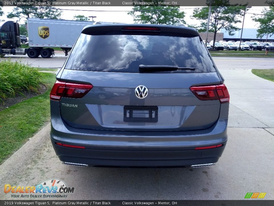 2019 Volkswagen Tiguan S Platinum Gray Metallic / Titan Black Photo #4