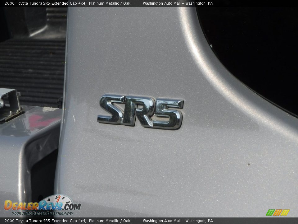 2000 Toyota Tundra SR5 Extended Cab 4x4 Platinum Metallic / Oak Photo #4