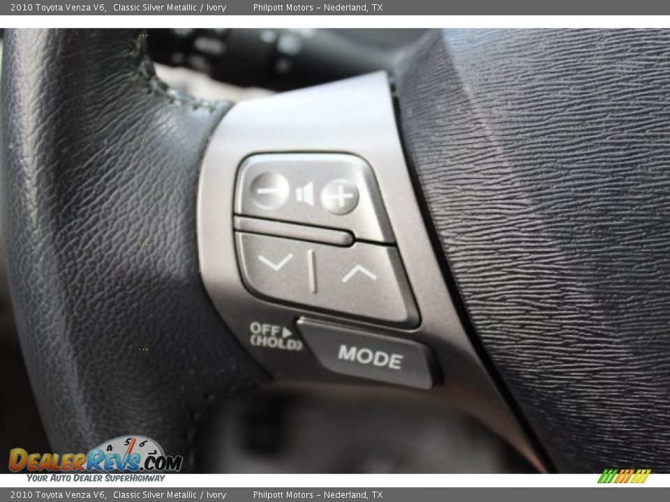 2010 Toyota Venza V6 Classic Silver Metallic / Ivory Photo #14