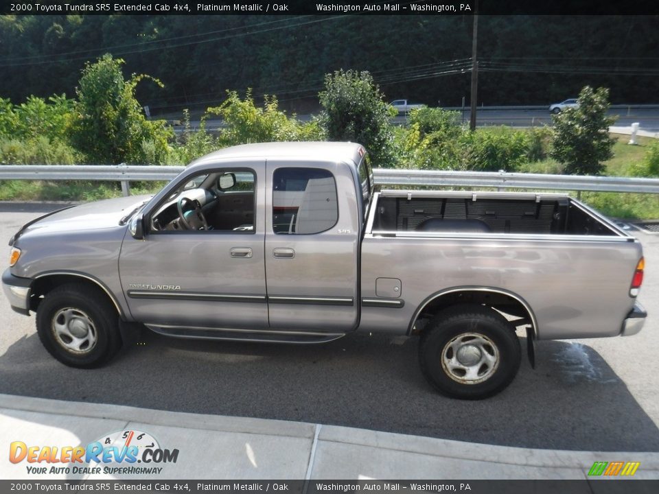 2000 Toyota Tundra SR5 Extended Cab 4x4 Platinum Metallic / Oak Photo #10