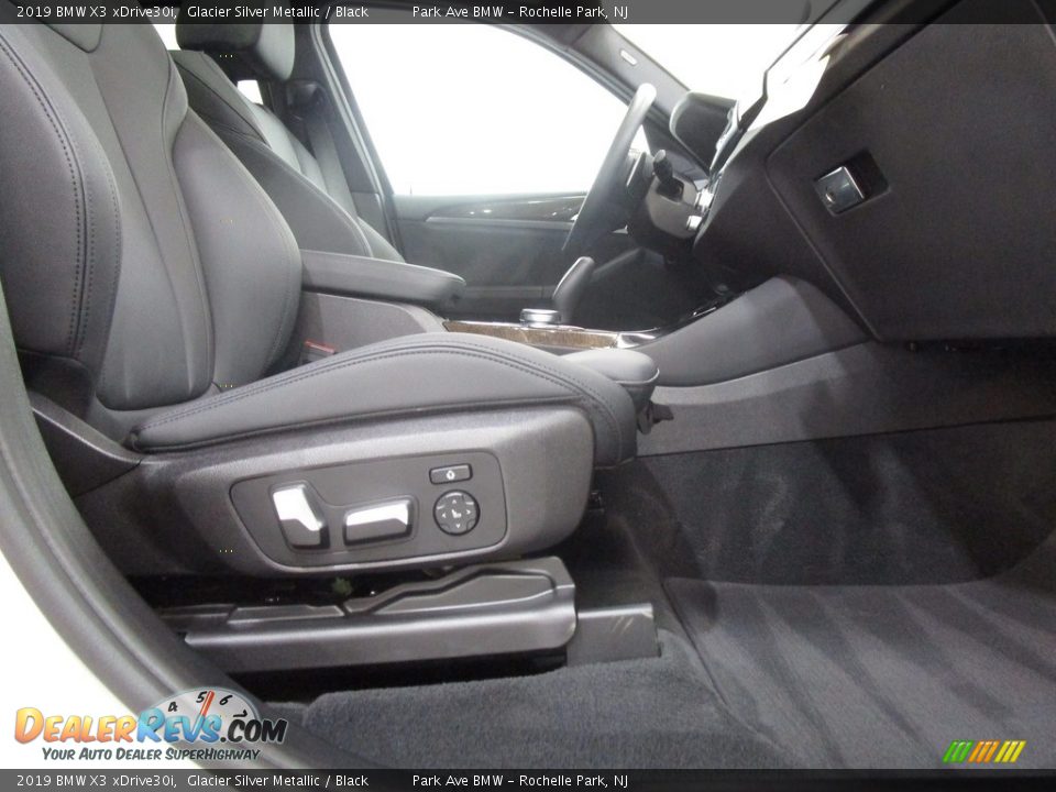 2019 BMW X3 xDrive30i Glacier Silver Metallic / Black Photo #17