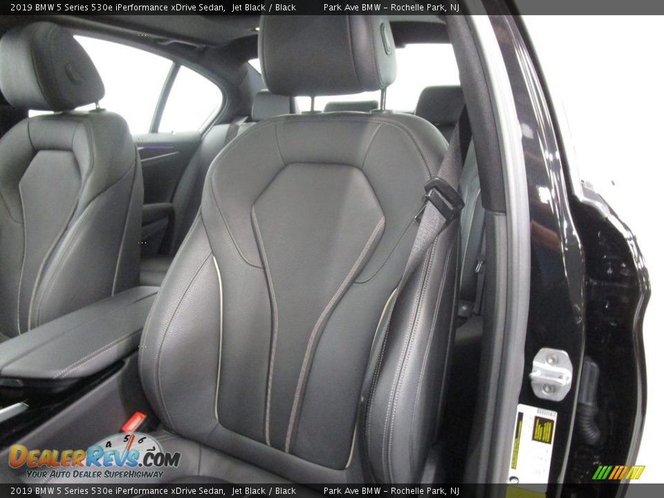 2019 BMW 5 Series 530e iPerformance xDrive Sedan Jet Black / Black Photo #8