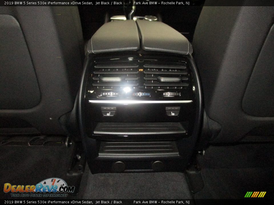 2019 BMW 5 Series 530e iPerformance xDrive Sedan Jet Black / Black Photo #19
