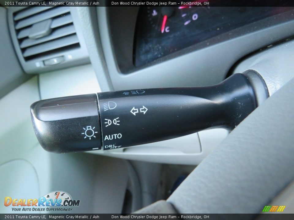 2011 Toyota Camry LE Magnetic Gray Metallic / Ash Photo #33