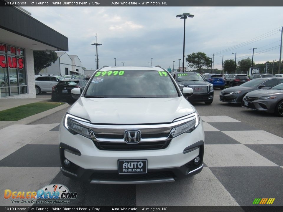 2019 Honda Pilot Touring White Diamond Pearl / Gray Photo #2