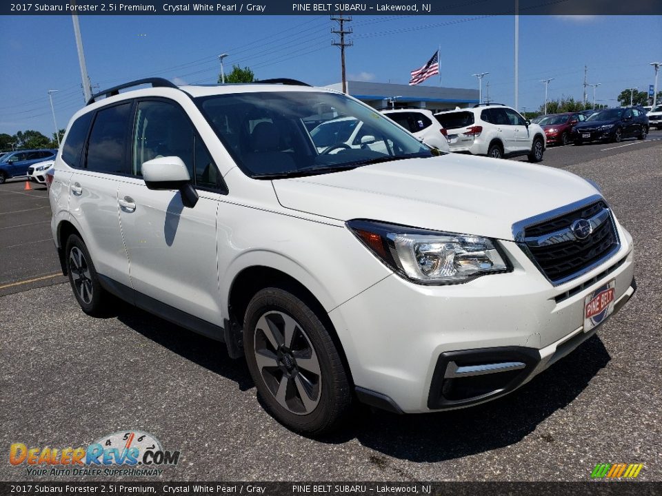 2017 Subaru Forester 2.5i Premium Crystal White Pearl / Gray Photo #1