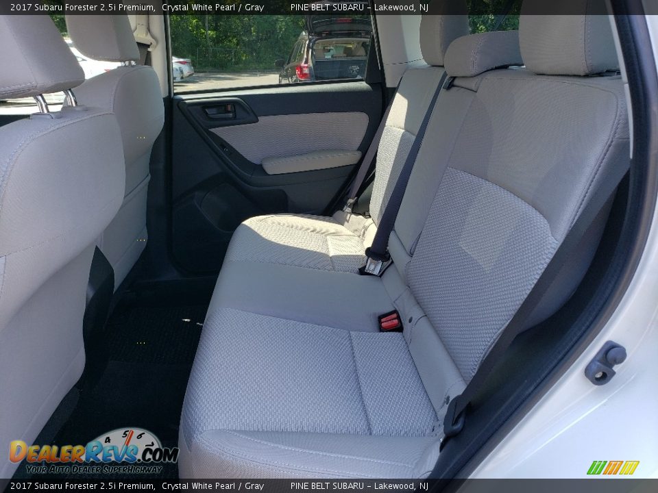 2017 Subaru Forester 2.5i Premium Crystal White Pearl / Gray Photo #3